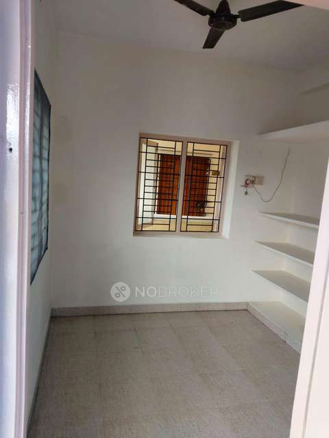 2 BHK Flat In S1,c Block,2nd Floor,mahalakshmi Flats,nathamuni Street,ambathur Oragadam For Sale  In Nathamuni Street