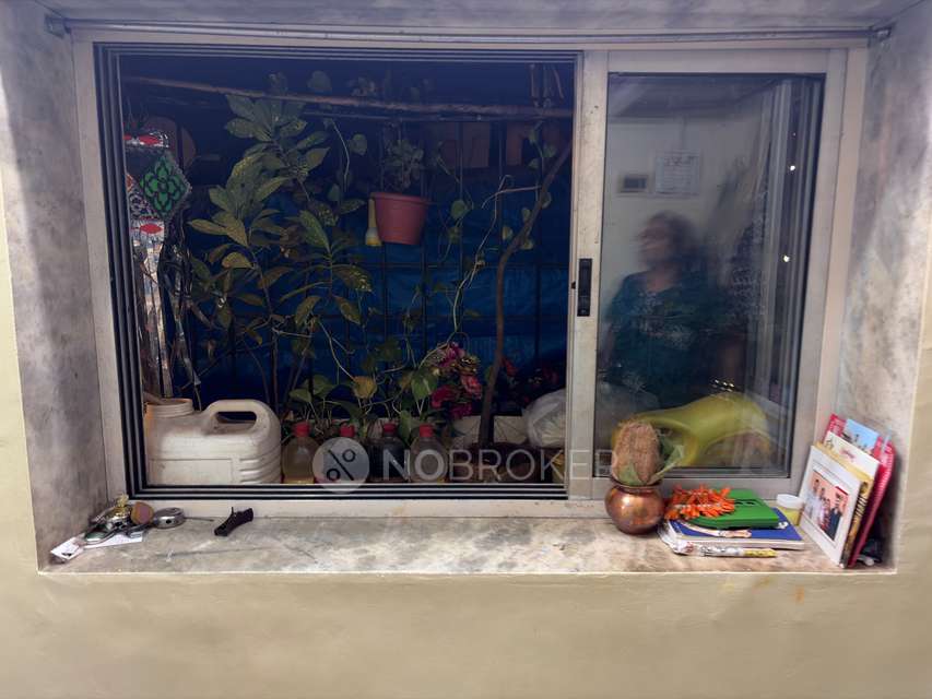 1 RK House for Rent  In Worli