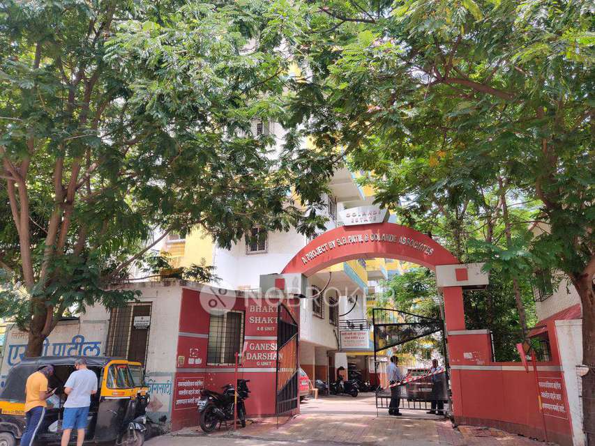 Shared Room for Male In 1 RK  In Golande Classic In Pimpri-chinchwad