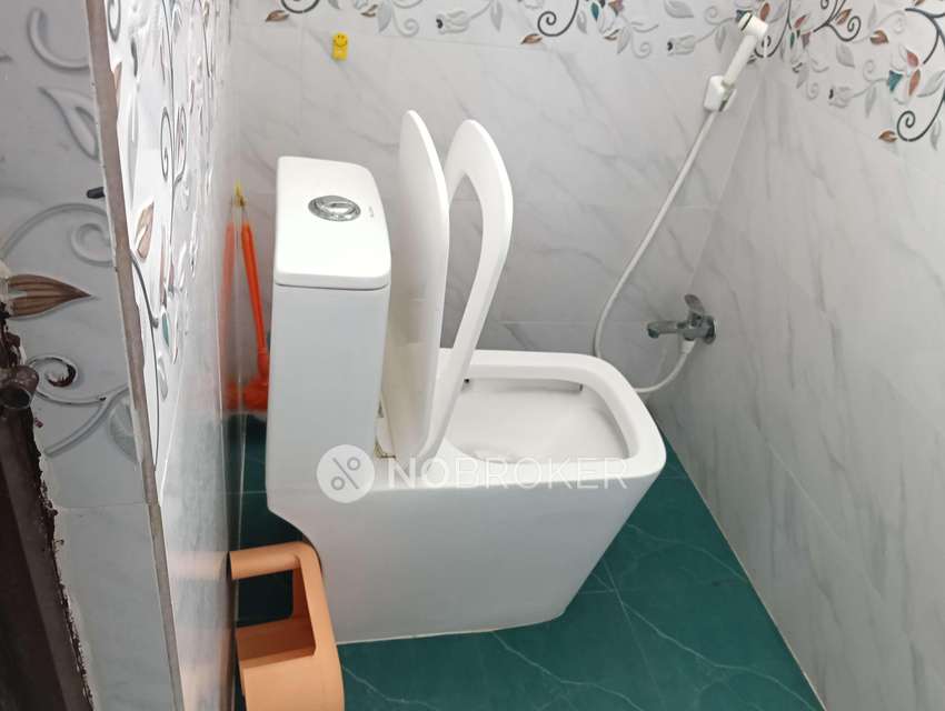 3 BHK Flat In Bhagya Laxmi Nilayam For Sale  In Nagole