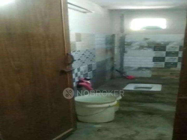 4+ BHK Flat For Sale  In Binnipete