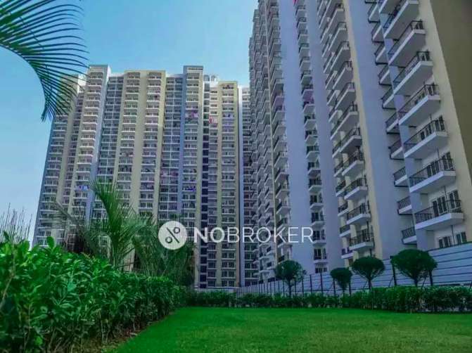 2 BHK Flat In Panchsheel Greens 1 for Rent  In Sector 16b