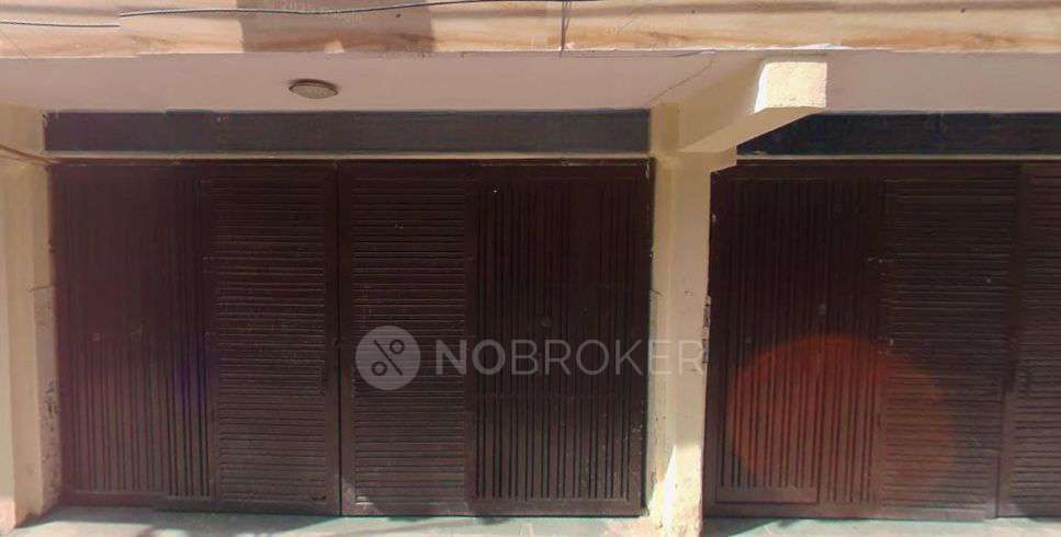 2 BHK Flat In Ganesh Apartment For Sale  In Uttam Nagar