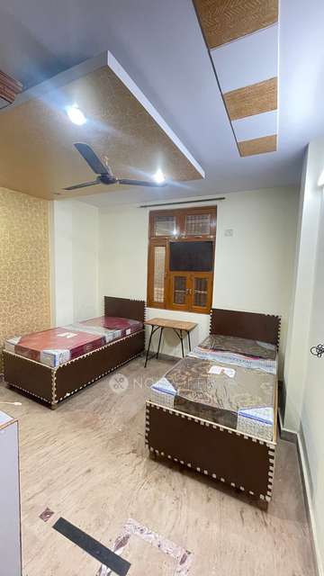 PG for Boys in Laxmi Nagar