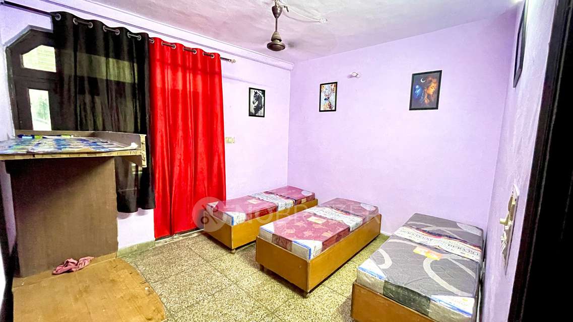 PG for Boys in Laxmi Nagar