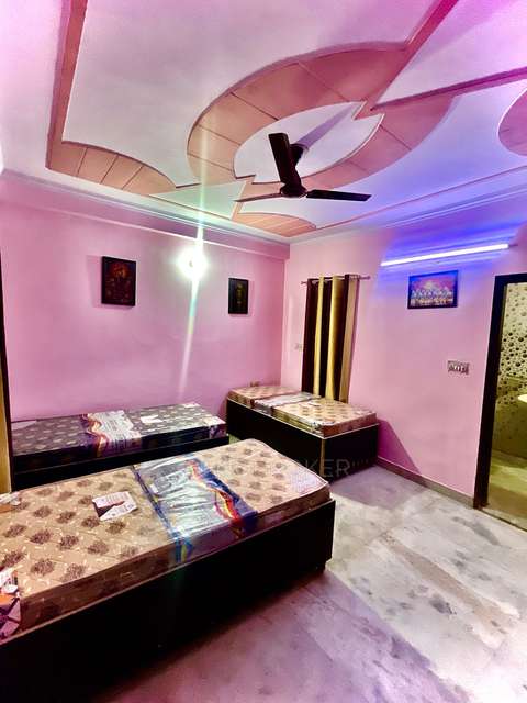 PG for Boys in Laxmi Nagar