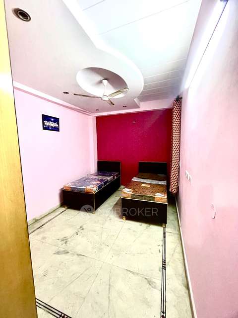 PG for Boys in Laxmi Nagar