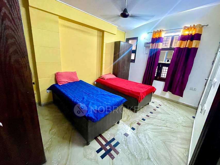 PG for Boys in Laxmi Nagar