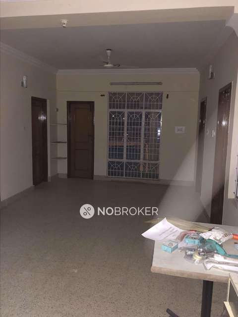 2 BHK Flat In Standalone Building  For Sale  In Cubbonpete, Nagarathpete