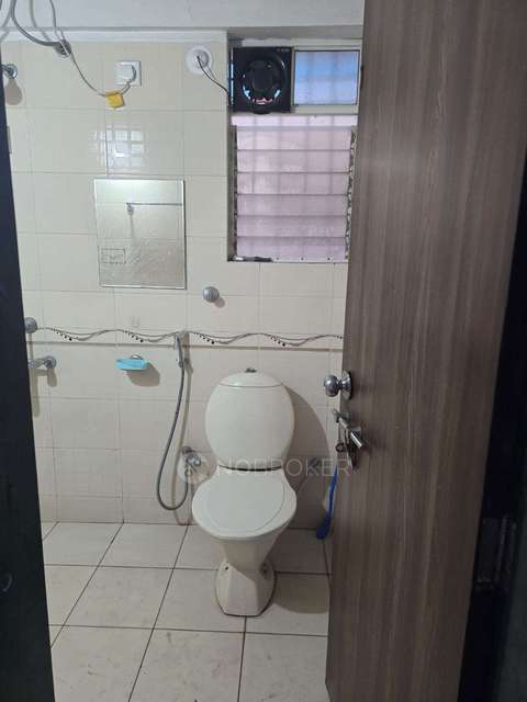 2 BHK Flat In Runwal Seagull for Rent  In  Hadapsar