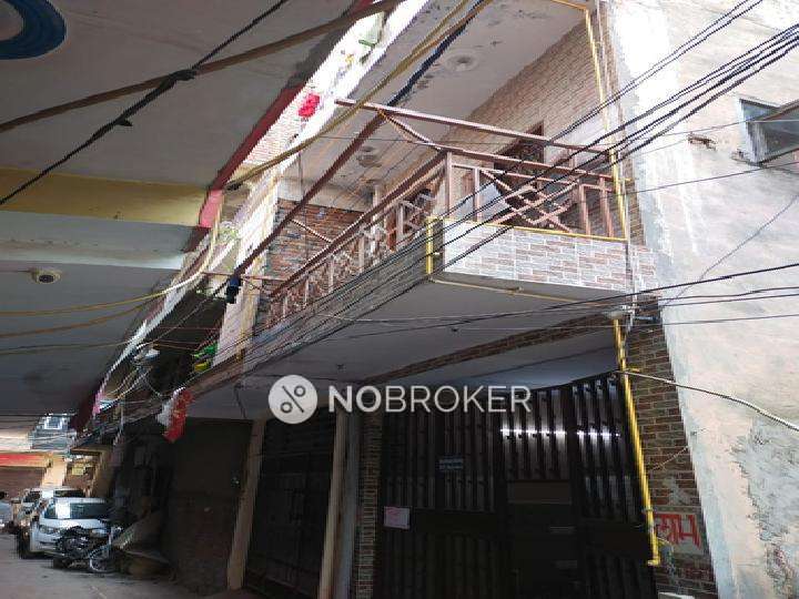 Godown/Warehouse in Chattarpur, Delhi for Rent 