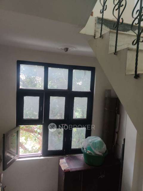 1 RK Flat In Pream Nivas for Rent  In Okhla 