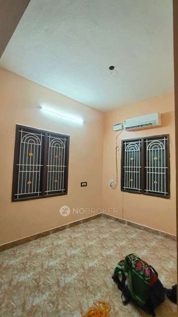 Single Room for Female In 1 BHK  In Purushartha Appartment  In Perumbakkam