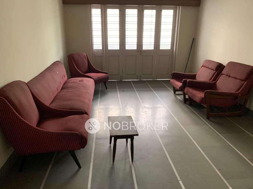 2 BHK Flat In Amrut Apartments for Rent  In Erandwane