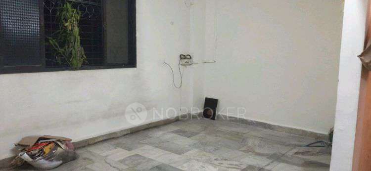 1 RK Flat In Gautamlabdhi Chs.  for Rent  In Royal College