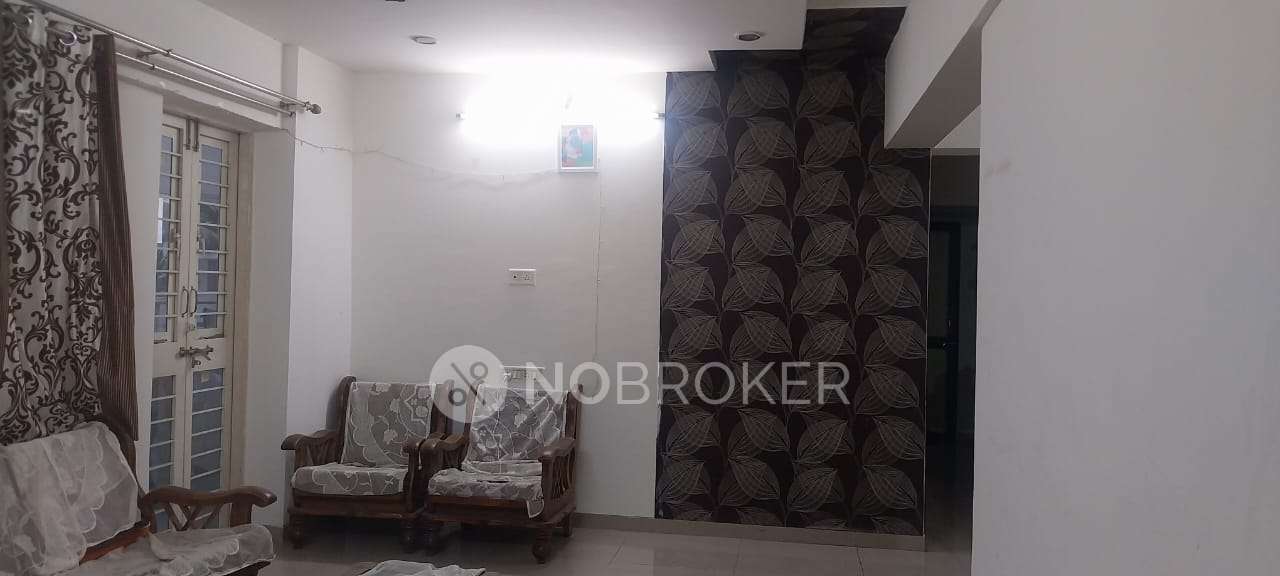 Single Room for Female In 3 BHK  In Greenland Society, Pimpri-chinchwad In Pimpri-chinchwad