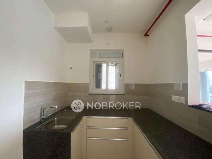 1 BHK Flat In One Indiabulls Thane For Sale  In Thane West