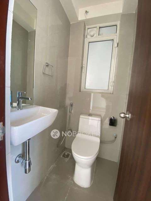 1 BHK Flat In One Indiabulls Thane For Sale  In Thane West