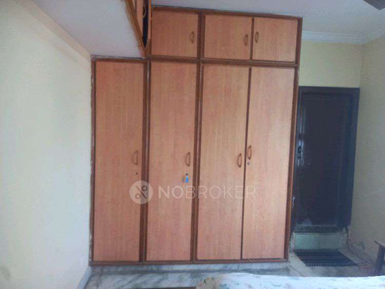 Single Room for Female In 3 BHK  In Venkatramana Vihar In Venkataramana Vihar