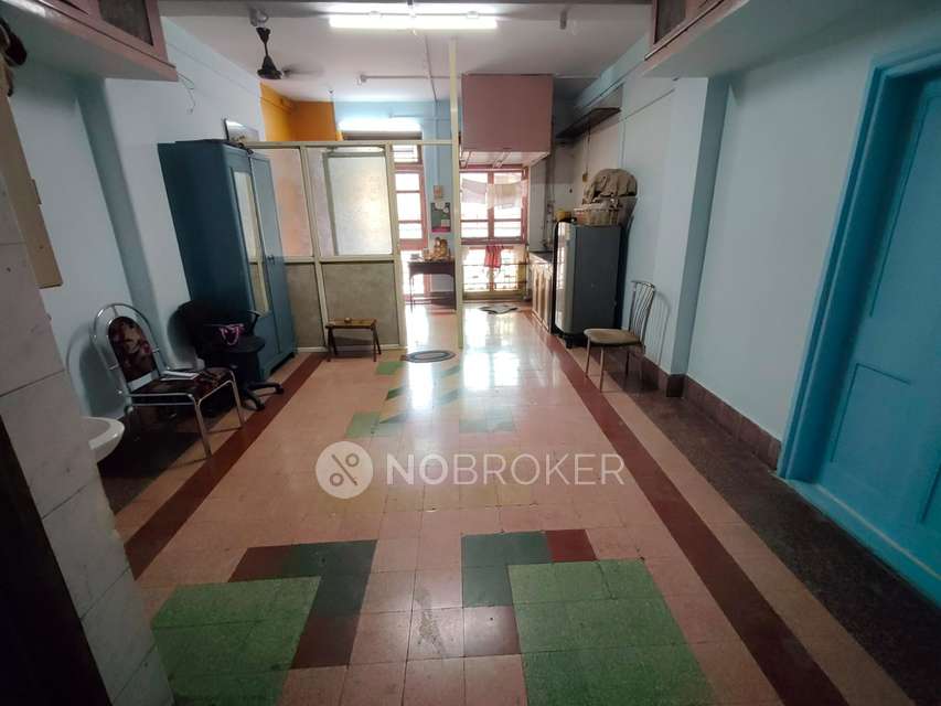 1 RK Flat In Anant Niwash Apartment, Mandvi For Sale  In Masjid Bandar