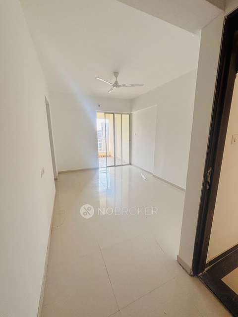 2 BHK Flat In Majestique Manhattan for Rent  In Majestique Manhattan Phase 2