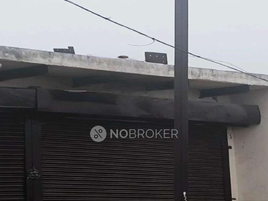 Shop in  Sultanpur, Gurgaon for Rent 