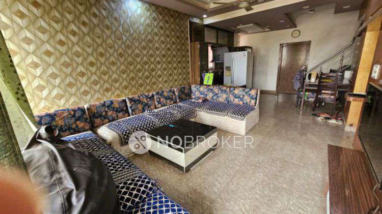 Single Room for Male In 3 BHK  In Park View Apartments In Sector 15