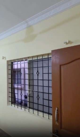 1 BHK Flat In Standalone Building  for Rent  In Halasuru