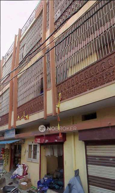 Shop in Binnipete, Bangalore for Rent 