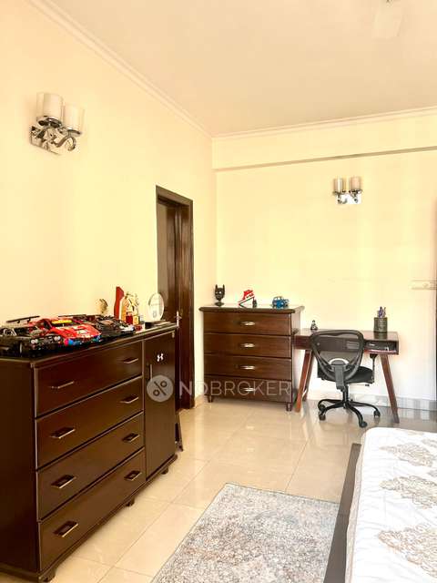 4 BHK Flat In Parsvnath Greenville, Sector 48 For Sale  In Sector 48