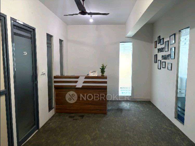 Office Space in Kempegowda Arch Bus Stop, Bangalore for Rent 