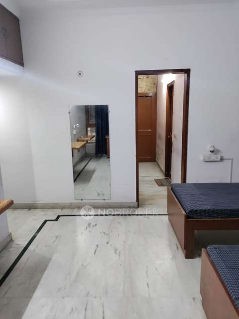 PG for Girls in 394, Sector 21 Rd