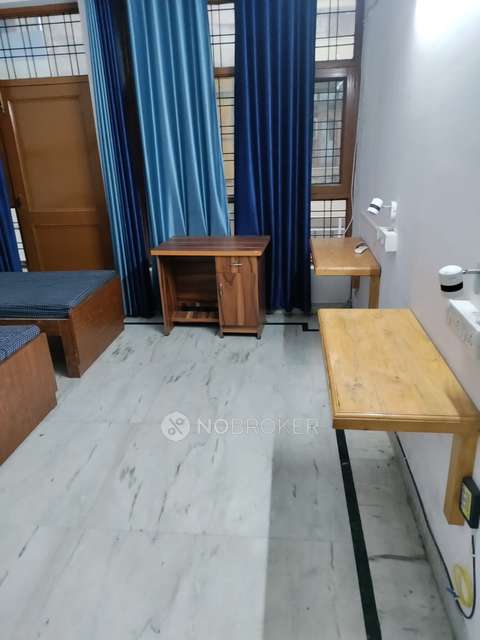 PG for Girls in 394, Sector 21 Rd