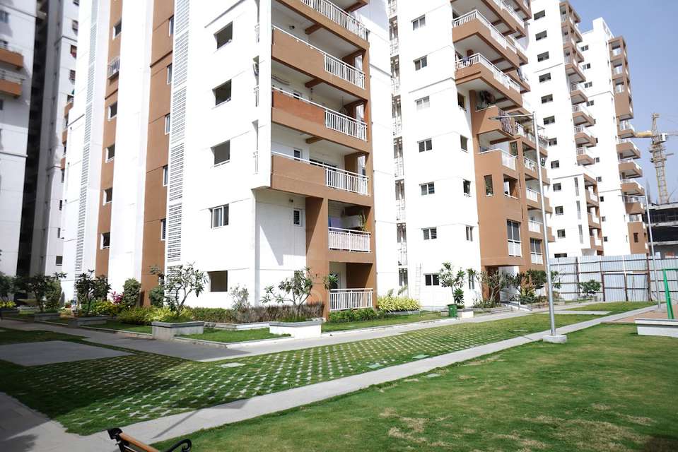 Single Room for Male In 3 BHK  In Accurate Wind Chimes In Narsingi