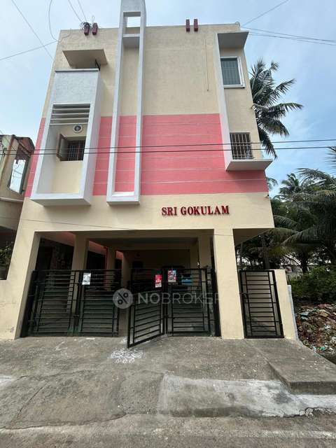 2 BHK Flat In Sri Gokulam For Sale  In Manikandan Nagar Kundrathur