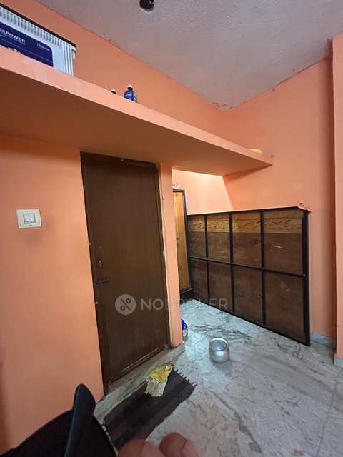 2 BHK Flat In Sri Gokulam For Sale  In Manikandan Nagar Kundrathur