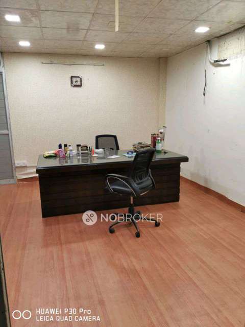 Office Space in Shakarpur, Delhi for Rent 