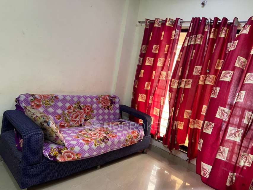 Single Room for Female In 1 BHK  In Classic 99 Mourya Nagar Nallasopara West  In Nalasopara West