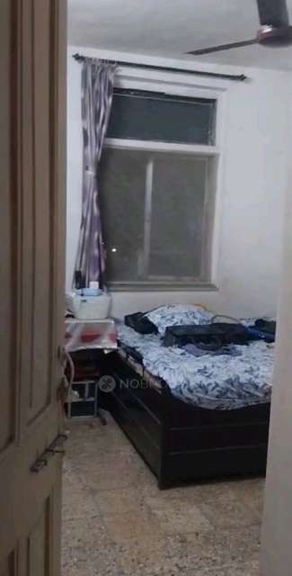 Single Room for Female In 2 BHK  In Everard Nagar Chs In  Sion East 