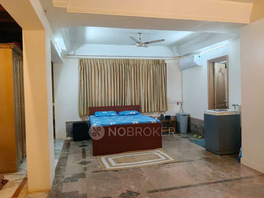 1 BHK Flat In Gurukripa for Rent  In Vile Parle