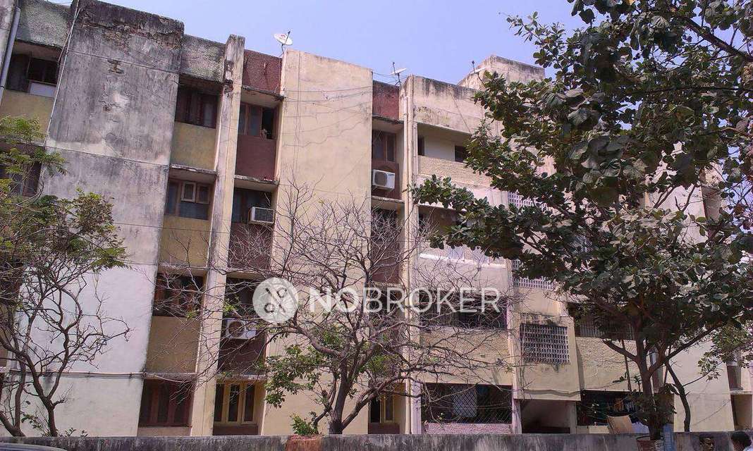 2 BHK Flat In Seabreeze For Sale  In Thiruvanmiyur