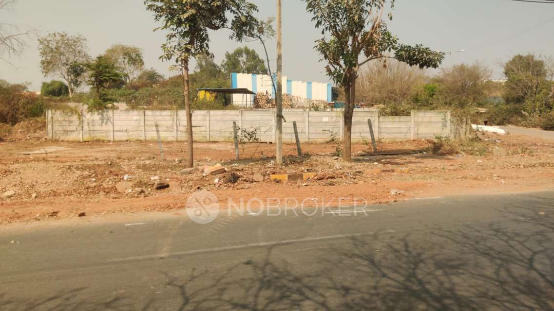Plot For Sale  In Smv Layout 4th Block Road