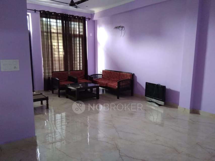 PG for Girls in Beta 1