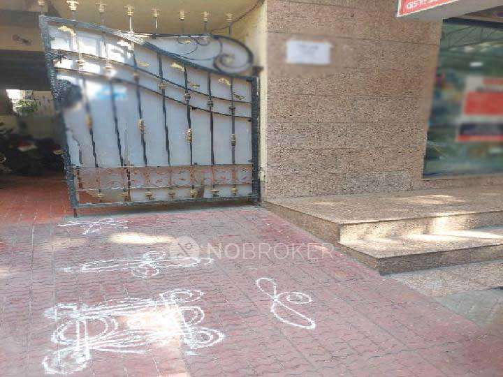 1 RK Flat In Standalong Building for Rent  In Madhura Nagar