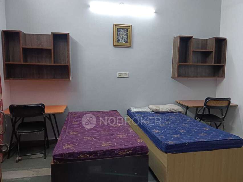 PG for Boys in Yusuf Sarai 