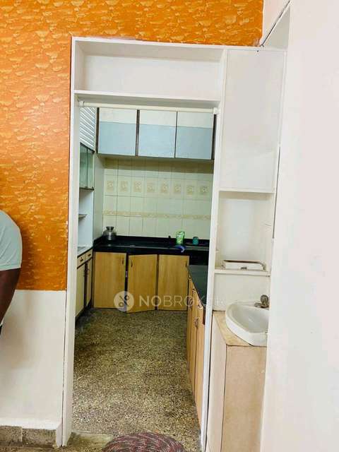 1 BHK Flat In Prembandhan Apartment for Rent  In Bhujbal Alai Road, Near Raj Tower, Chatrapati Shivaji Maharaja Putala, Chaitanya Nagar, Kothrud, Pune, Maharashtra 411038, India