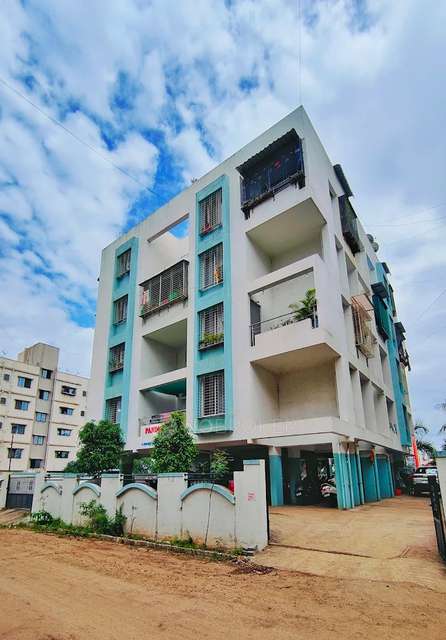 Single Room for Female In 2 BHK  In Pandurang Classic Kate Colony Alandi In Mv7q+cq9, Shriram Colony, Chovisawadi, Charholi Budruk, Pimpri-chinchwad, Maharashtra 412105, India