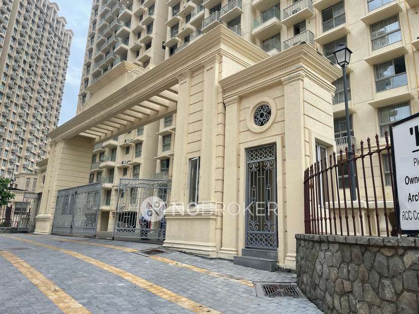 2 BHK Flat In Hiranandani Gardens Highland for Rent In Powai