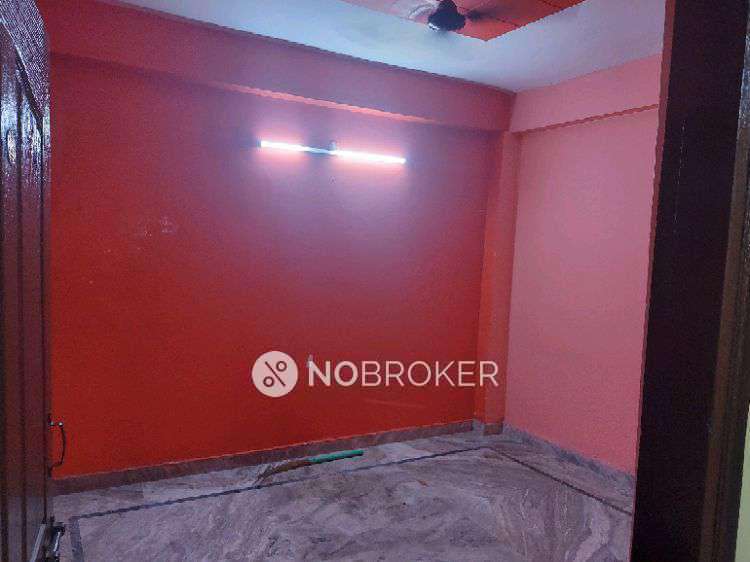 2 BHK Flat In Maa Veshno Tower  For Sale  In Sadarpur Road, Govindpuram