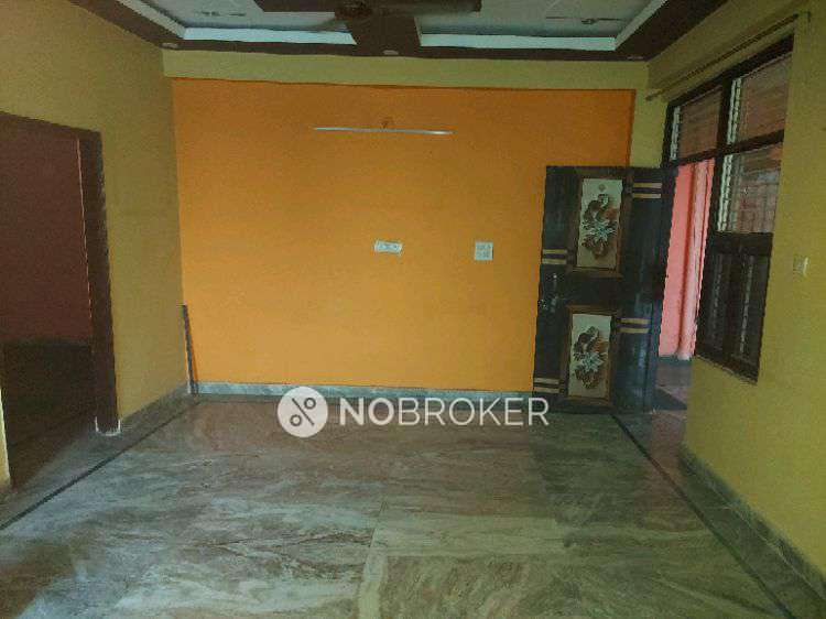 2 BHK Flat In Maa Veshno Tower  For Sale  In Sadarpur Road, Govindpuram